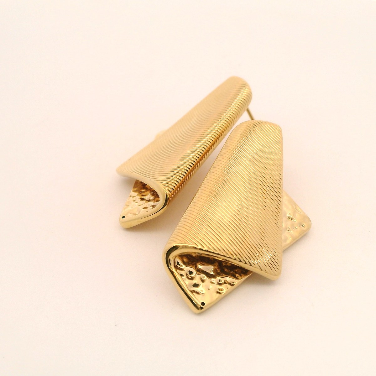 Hard Gold Floral Earrings